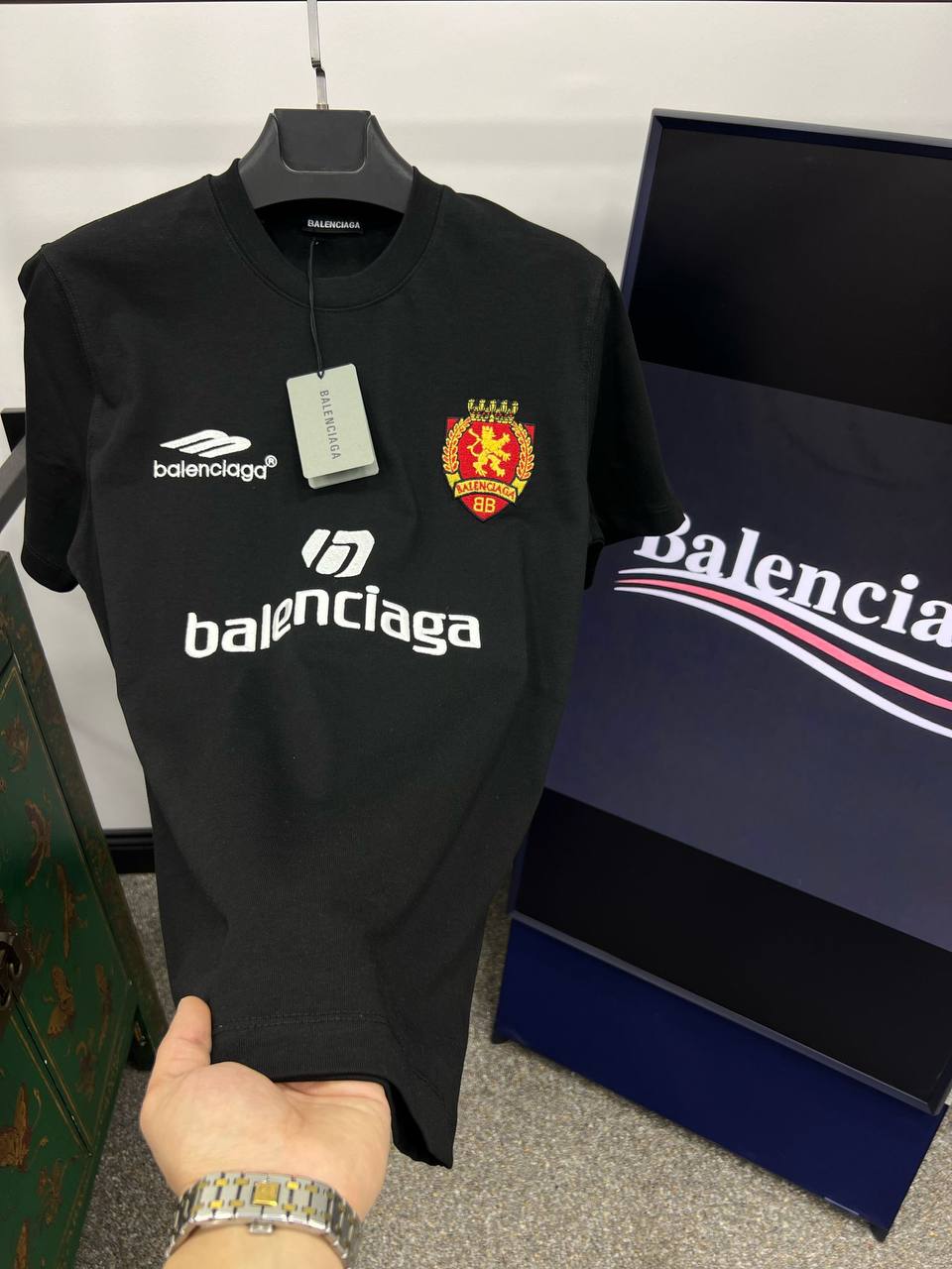 Balenciaga Paris Soccer T-Shirt Medium-Fit