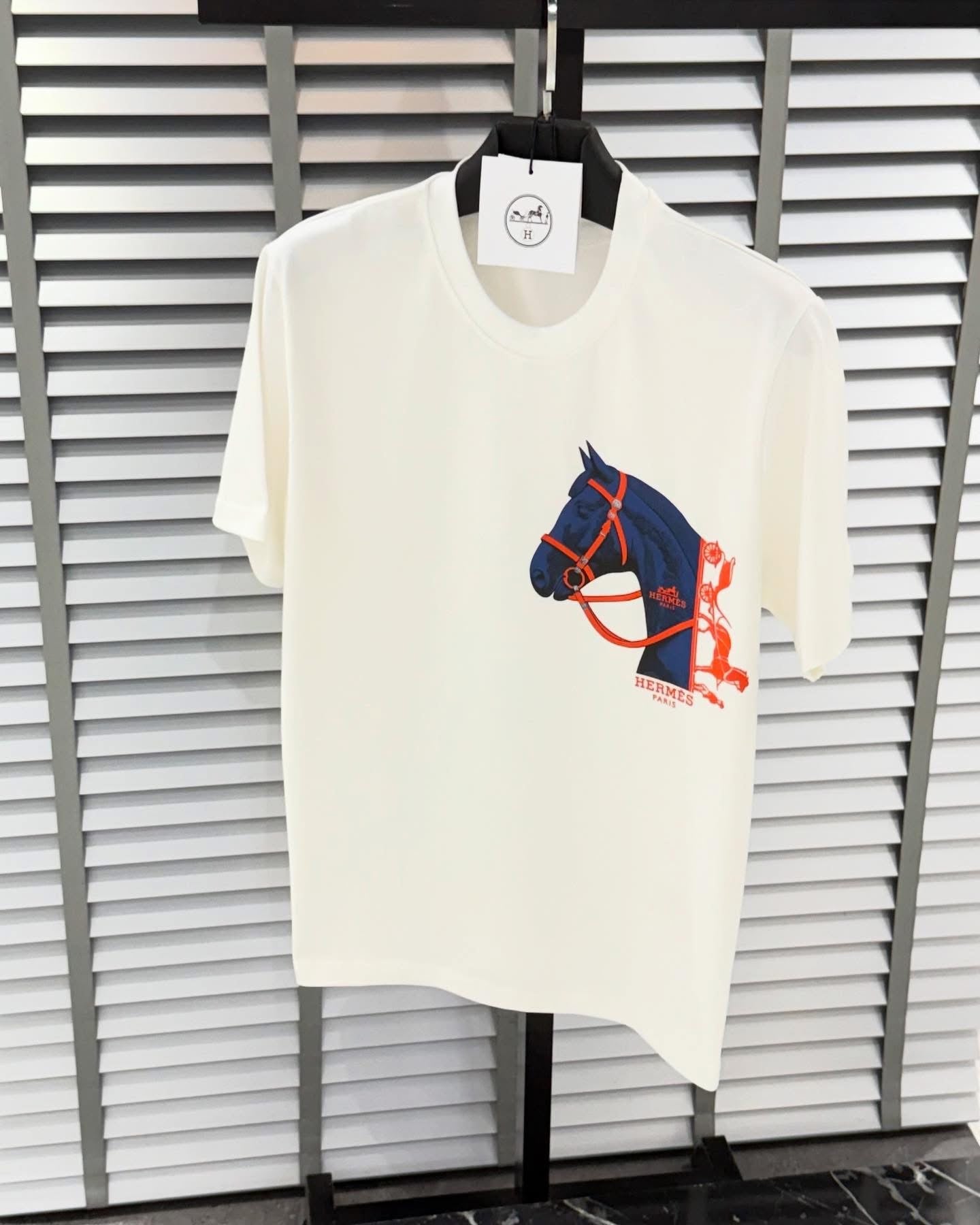 Hermes White T-Shirt Medium-Fit