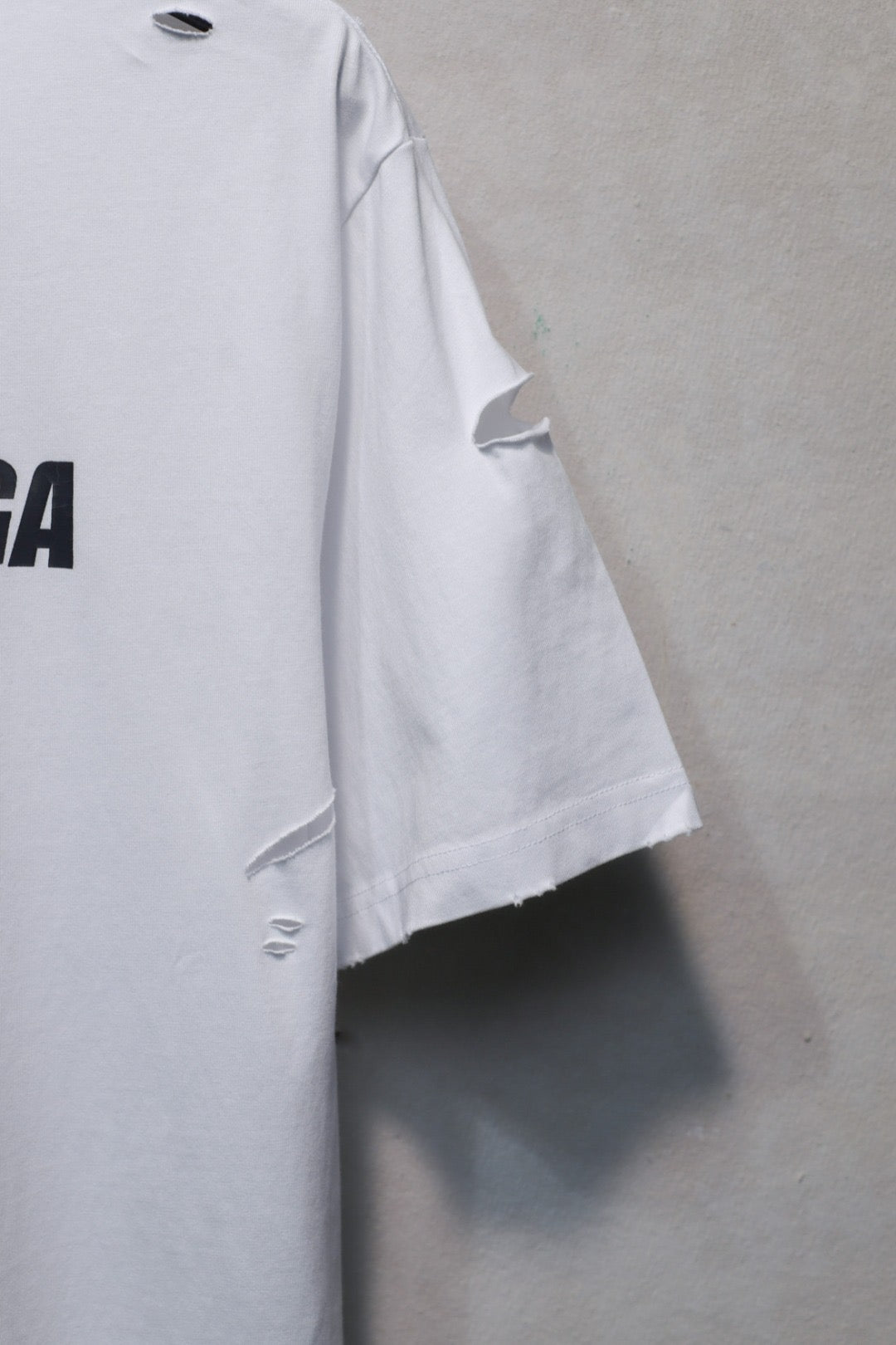 Balenciaga Distressed Logo T-Shirt Oversize