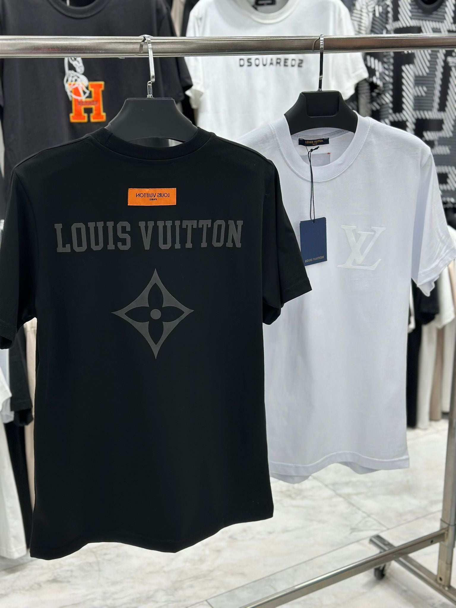 Louis Vuitton T-Shirt Medium-Fit