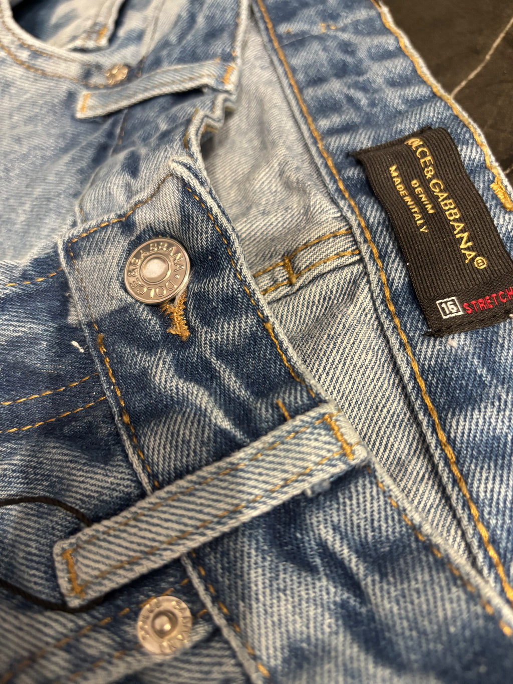 Dolce & Gabanna Boyfriend Jeans