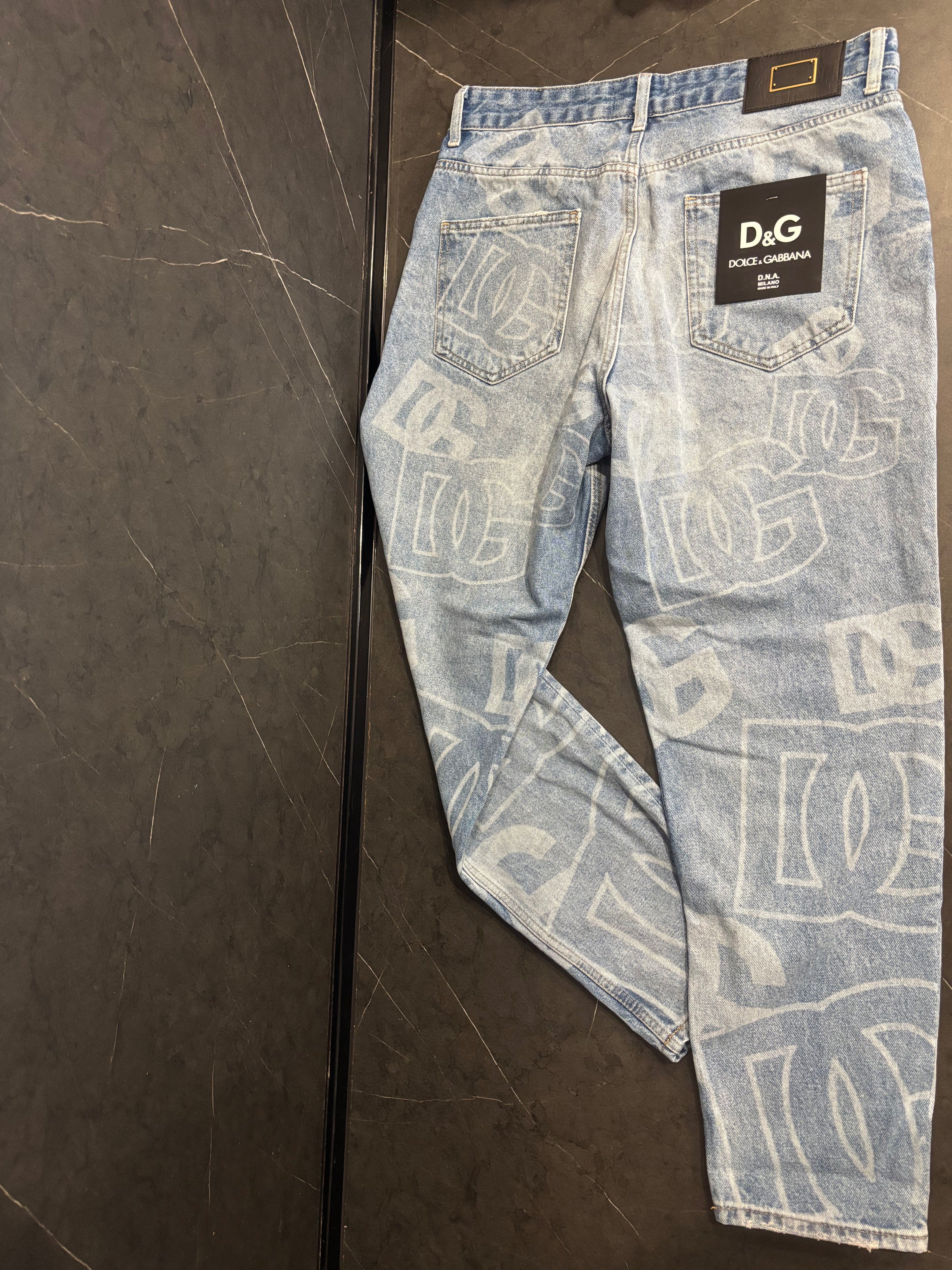 Dolce & Gabanna Boyfriend Jeans